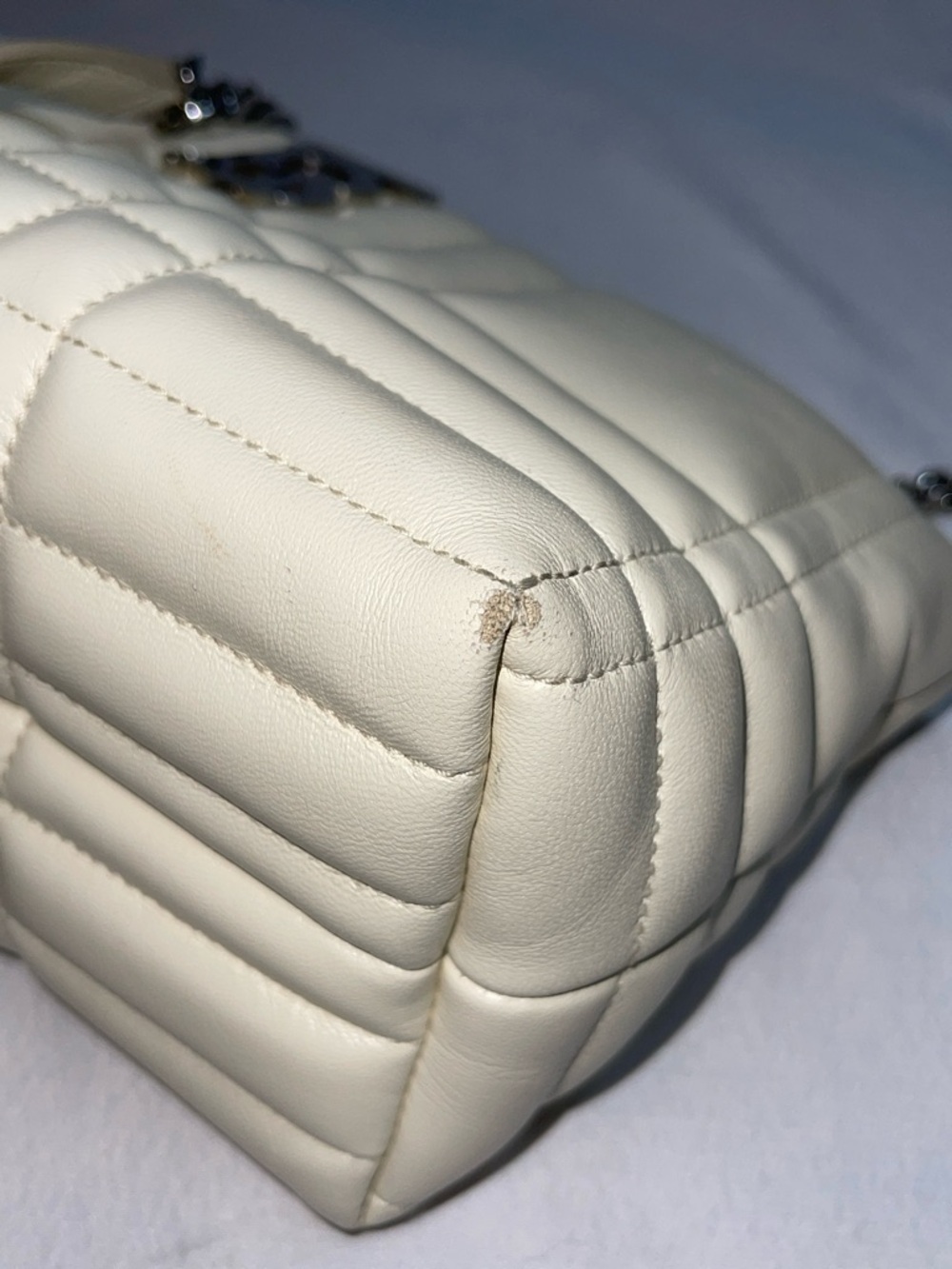 Burberry Lola Quilted Leather Shoulder Bag in Cream - Picture 9 of 15